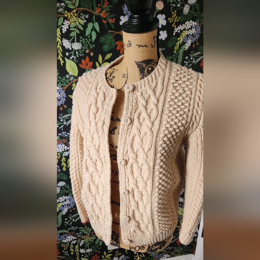Women's Cream Cable Knit Sweater